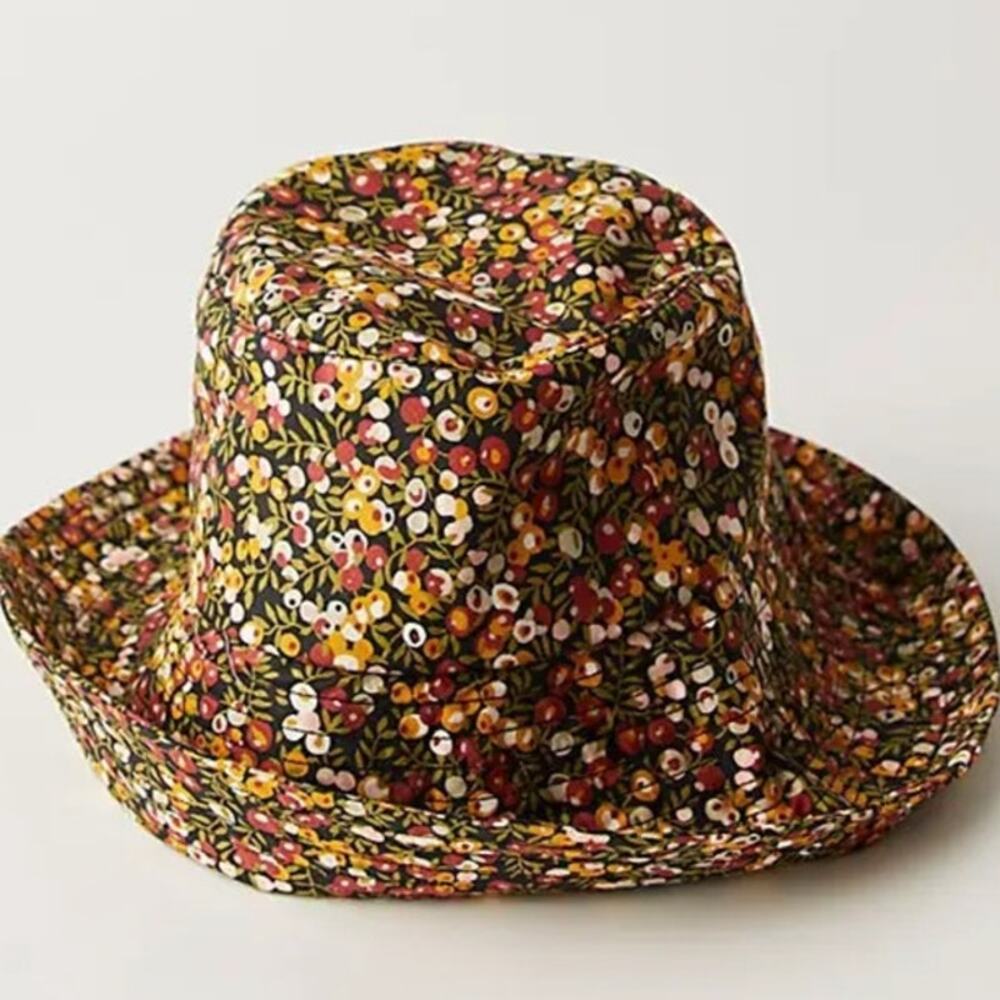Lorna Murray Free People Caravan Garden Lyon Berries Bucket Hat Size Large NWT